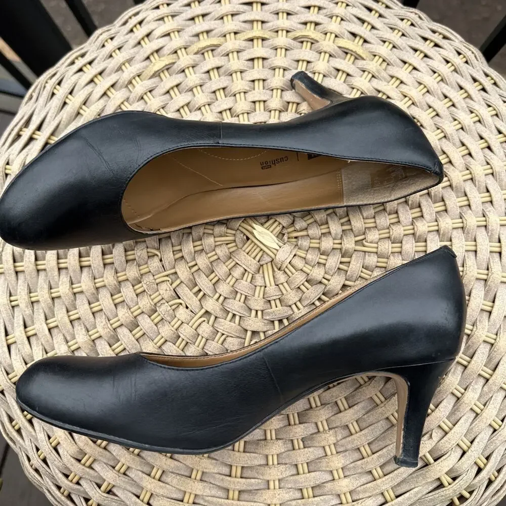 Collection by Clarks Women's 9.5 US 41 EU Pump Heels Black Soft Cushion